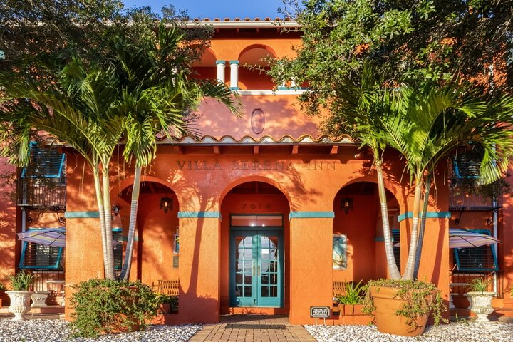 Villa Serena - Spanish Mediterranean Revival